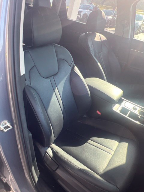 Used 2022 Kia Sorento S FWD image 14