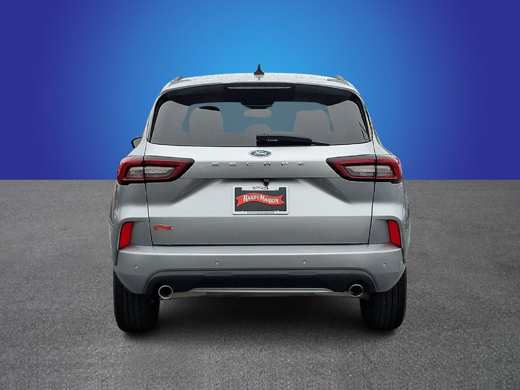 Used 2023 Ford Escape ST-Line Elite AWD/4WD image 5