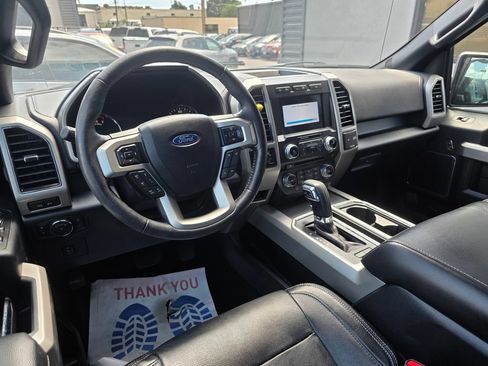 Used 2017 Ford F150 Lariat w/ Equipment Group 502A Luxury AWD/4WD image 7