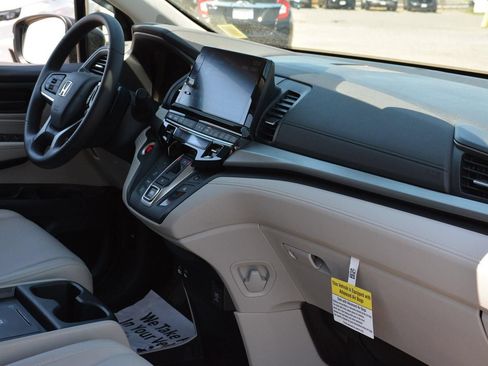 Used 2026 Honda Odyssey EX-L image 19