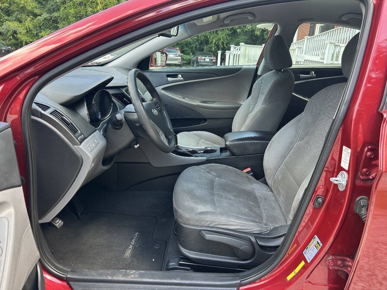 Used 2014 Hyundai Sonata GLS FWD image 11