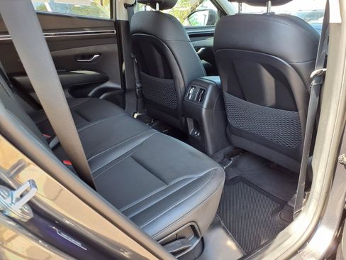 Certified 2023 Hyundai Tucson SEL w/ Convenience Package FWD image 13