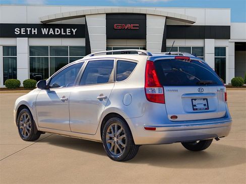 Used 2012 Hyundai Elantra GLS w/ Preferred Pkg image 5