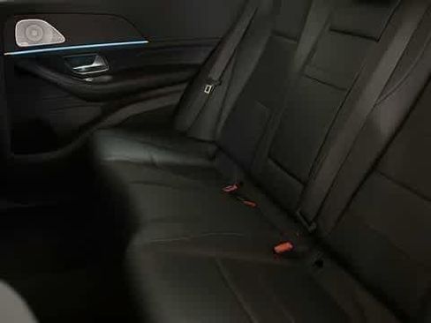 Used 2021 Mercedes-Benz GLE 350 4MATIC image 20