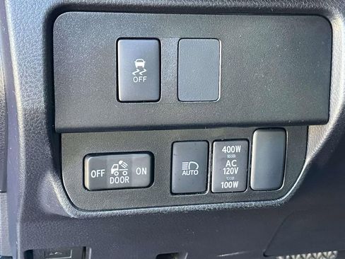 Used 2022 Toyota Tacoma 2WD Double Cab image 18