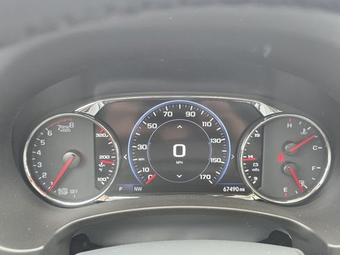 Used 2024 GMC Terrain Denali w/ Denali Premium Package AWD/4WD image 30