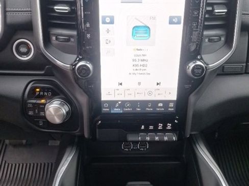 Used 2023 RAM 1500 Laramie image 11
