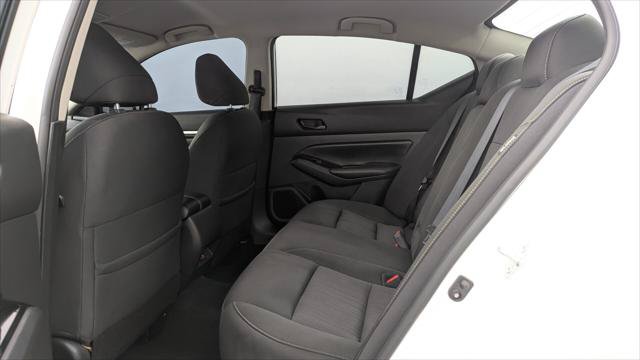 Used 2023 Nissan Altima 2.5 SV FWD image 17