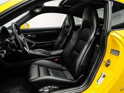 Used 2018 Porsche 911 Turbo S image 41