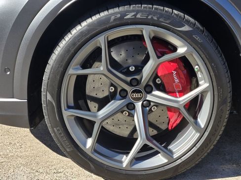 Used 2025 Audi RS Q8 performance image 13