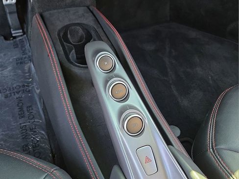 Used 2020 Ferrari F8 Tributo image 42