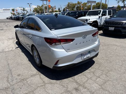 Used 2019 Hyundai Sonata SE FWD image 4