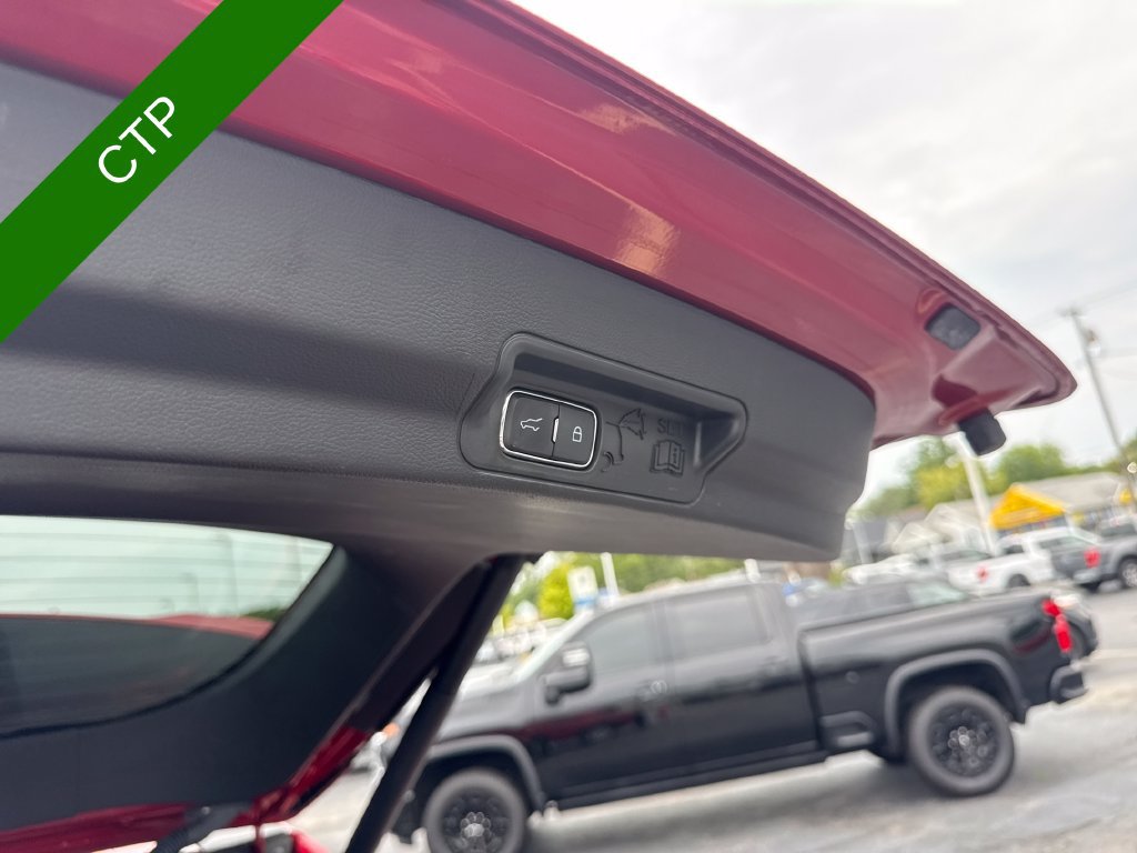 Used 2024 Ford Explorer XLT w/ Equipment Group 202A AWD/4WD image 12