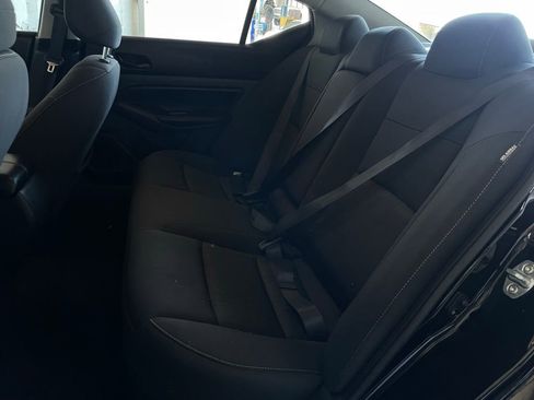 Used 2024 Nissan Altima 2.5 SV image 14