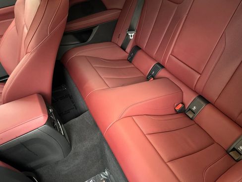 Used 2024 BMW M440i Coupe w/ Premium Package image 12