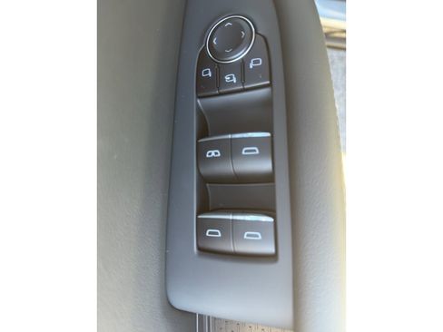 New 2026 Buick Enclave Sport Touring w/ Power Package image 7