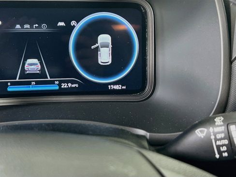 Used 2023 Hyundai Kona Limited image 12