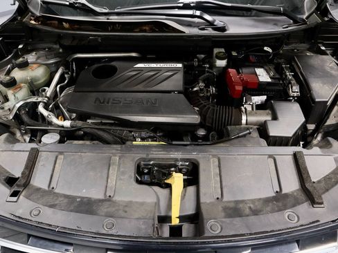 Certified 2024 Nissan Rogue SV image 18