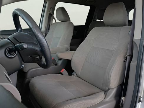 Used 2013 Honda Odyssey LX image 30