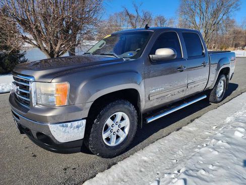 Used 2013 GMC Sierra 1500 SLT w/ SLT Convenience Package image 2