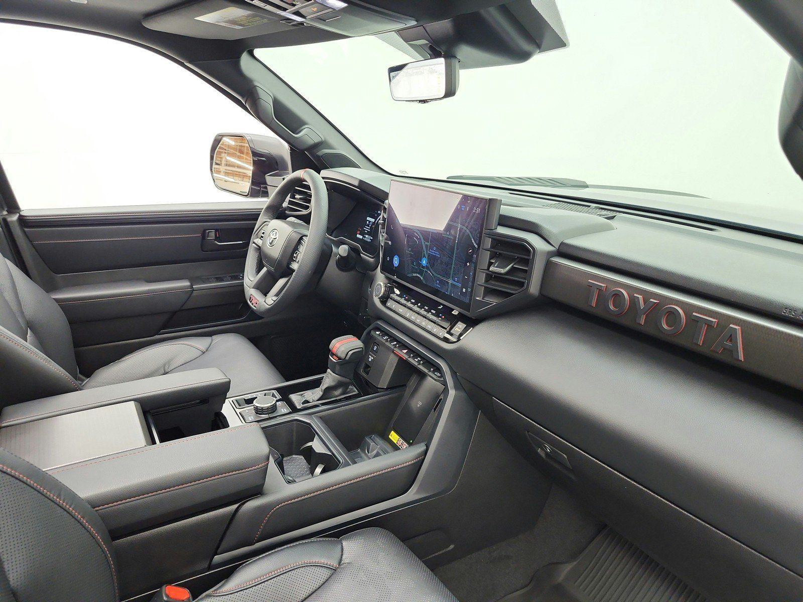 Used 2025 Toyota Tundra TRD Pro w/ Tow Tech Package AWD/4WD image 30
