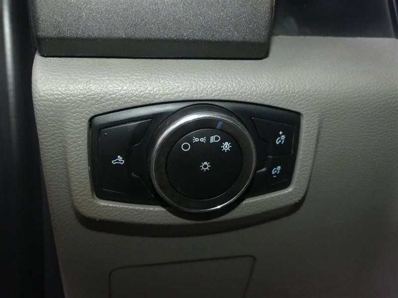 Used 2017 Ford F250 XL w/ Power Equipment Group AWD/4WD image 25