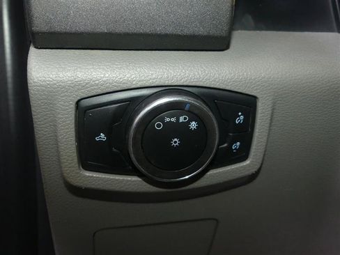 Used 2017 Ford F250 XL w/ Power Equipment Group AWD/4WD image 25