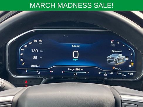 Used 2024 Chevrolet Silverado 1500 LT image 15