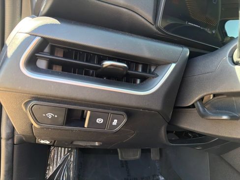 Used 2025 Kia K4 FWD image 11