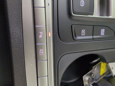 New 2026 Kia Carnival LXS image 51