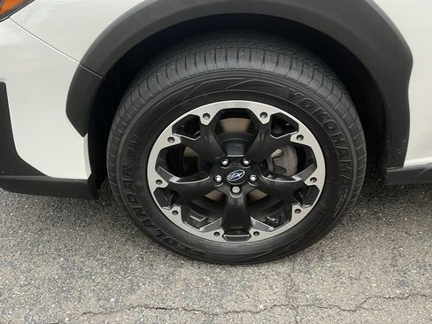 Certified 2023 Subaru Crosstrek 2.0i Premium image 9