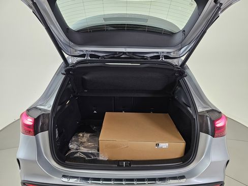 New 2026 Mercedes-Benz GLA 35 AMG 4MATIC image 27