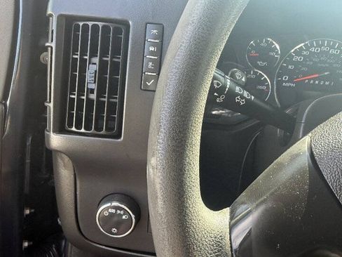 Used 2015 Chevrolet Express 2500 w/ Cold Climate Package RWD image 4