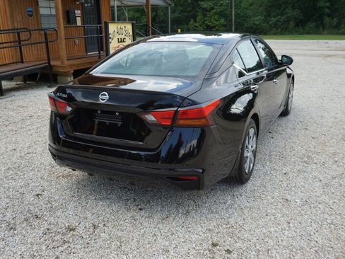 Used 2021 Nissan Altima 2.5 S w/ Driver Assist Package FWD image 8