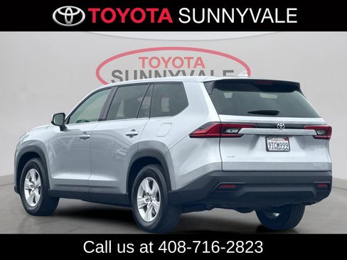 Certified 2025 Toyota Grand Highlander AWD image 8