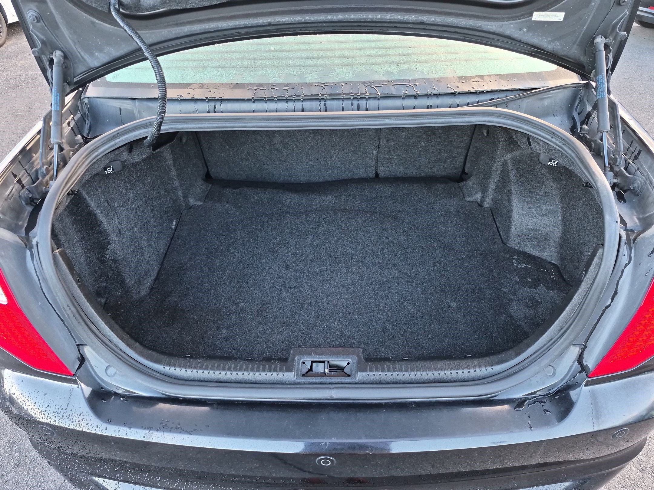 Used 2011 Ford Fusion SE w/ Appearance Pkg FWD image 28
