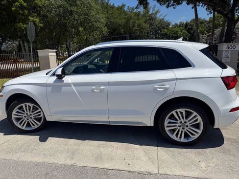 Used 2018 Audi Q5 Prestige w/ Prestige Package AWD/4WD image 14
