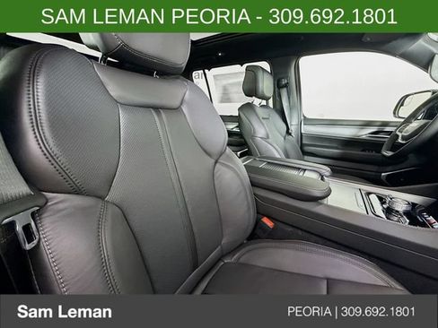 New 2026 Jeep Grand Wagoneer Limited AWD/4WD image 31