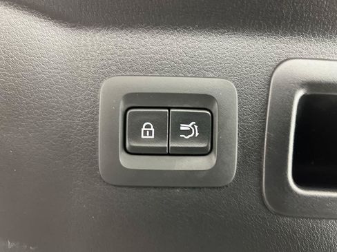 Certified 2024 MAZDA CX-90 Plug-In Hybrid w/ Preferred AWD/4WD image 32