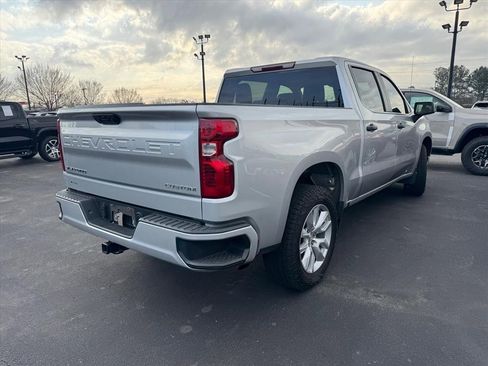 Used 2022 Chevrolet Silverado 1500 Custom image 5