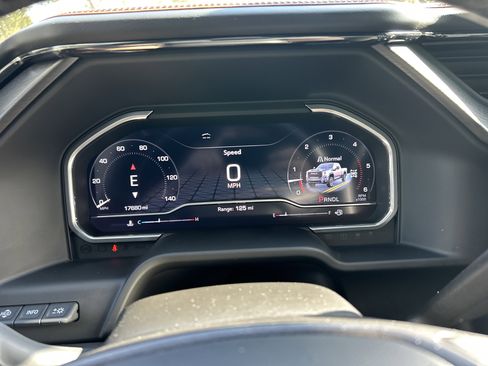 Used 2024 GMC Sierra 2500 AT4 w/ AT4 Premium Plus Package image 26