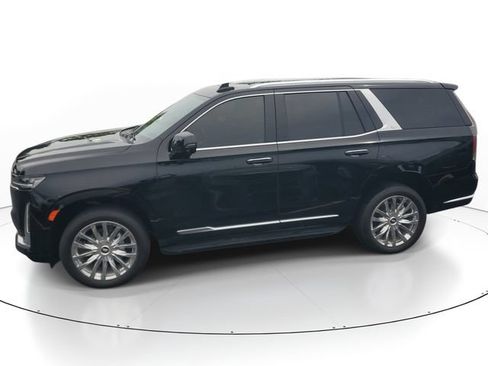 Used 2023 Cadillac Escalade Premium Luxury AWD/4WD image 2