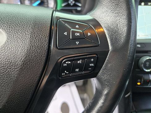 Used 2017 Ford Explorer XLT w/ Equipment Group 202A FWD image 24