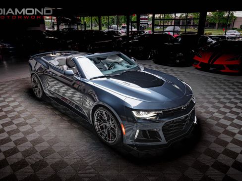 Used 2023 Chevrolet Camaro ZL1 RWD image 3