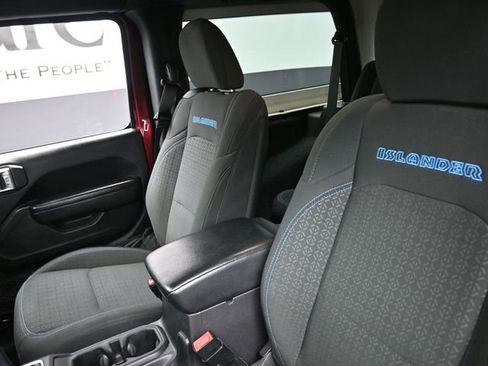 Used 2021 Jeep Wrangler Sport image 16