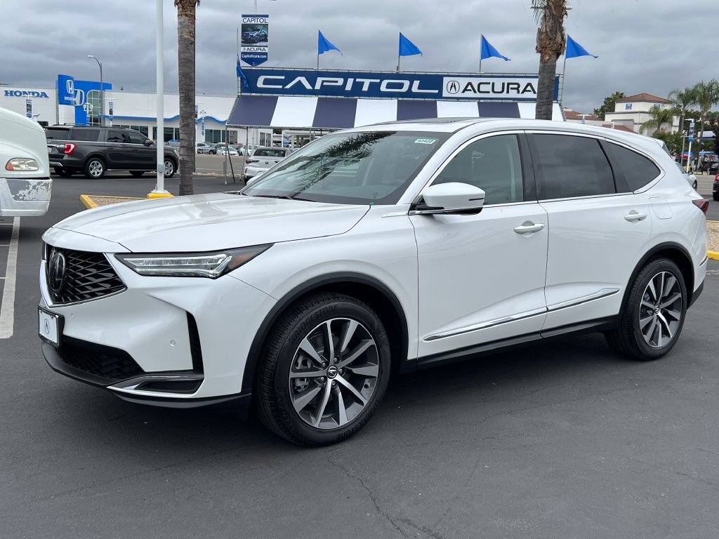 Used 2026 Acura MDX w/ Technology Package AWD/4WD image 4