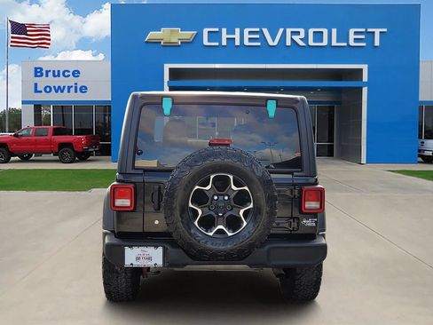 Used 2020 Jeep Wrangler Unlimited Sport AWD/4WD image 5