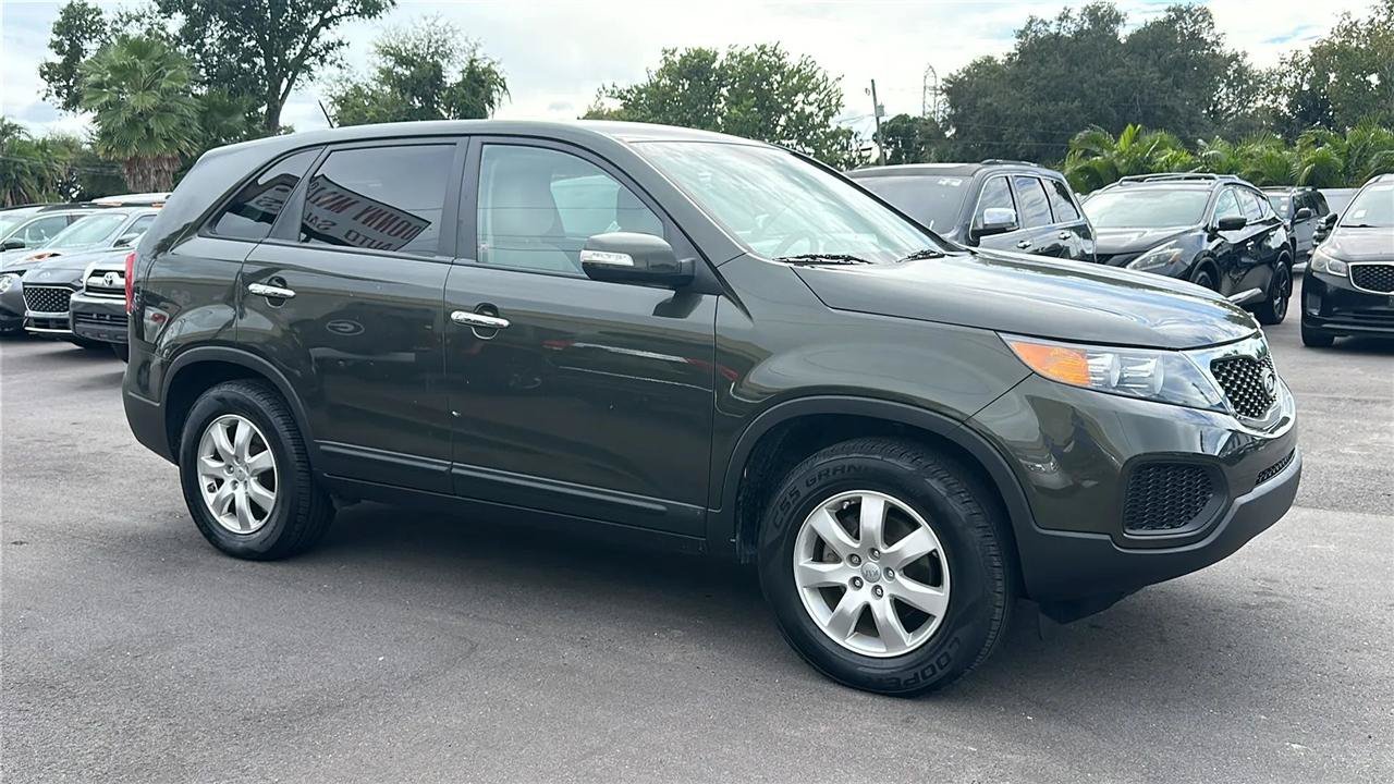 Used 2012 Kia Sorento FWD image 6