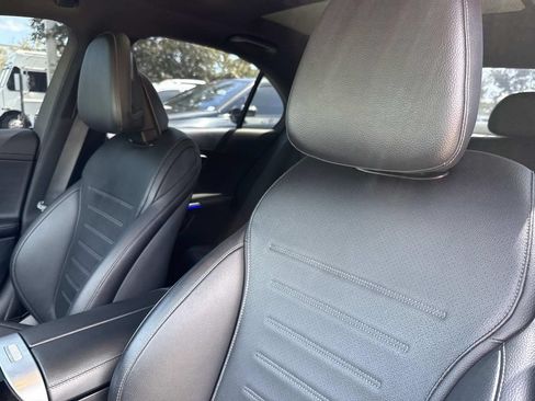 Used 2023 Mercedes-Benz C 300 Sedan image 25
