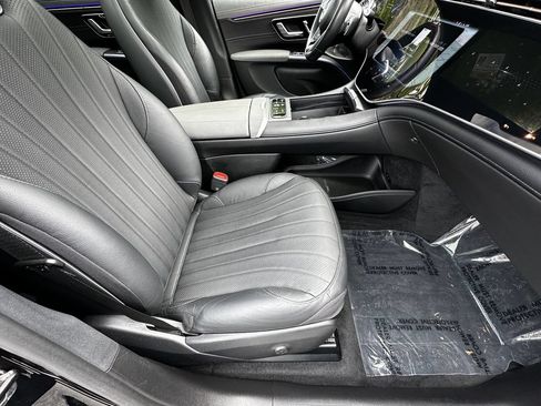 Certified 2023 Mercedes-Benz EQS 580 4MATIC SUV image 15